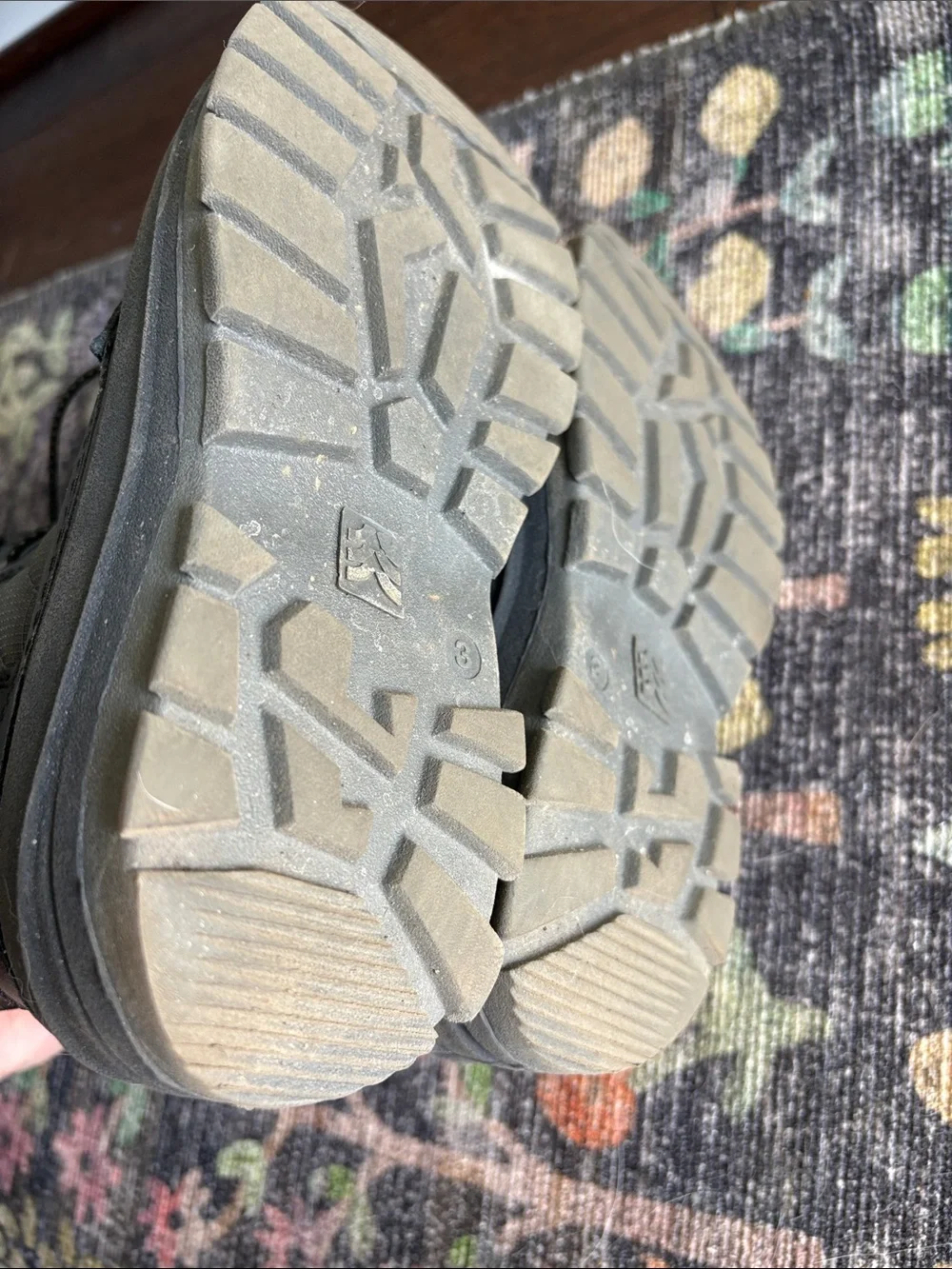 Kids Insulated Gray & Black Winter Snow Boots